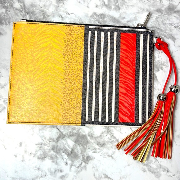 Sassy Jones Clutch - Picture 2 of 4